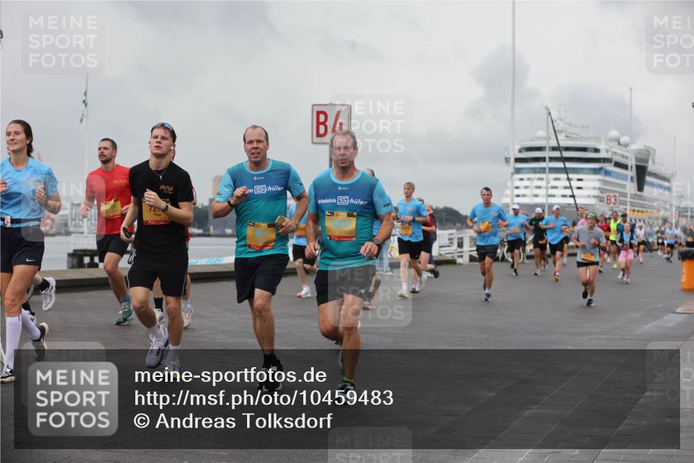 13.09.2026 - Kiel Lauf Andreas Tolksdorf http://msf.ph/oto/10459483 13.09.2026 12:00:29 Kiellinie 38, 3 meine-sportfotos.de