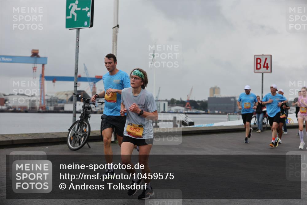 13.09.2026 - Kiel Lauf Andreas Tolksdorf http://msf.ph/oto/10459575 13.09.2026 12:00:35 Kiellinie 9753, 4 meine-sportfotos.de
