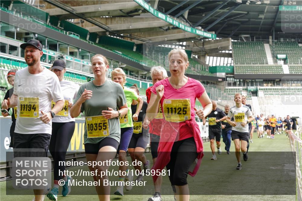 13.09.2026 - 21. swb-Marathon Bremen Michael Burmester http://msf.ph/oto/10459581 13.09.2026 10:34:02 Laufen im Stadion 10018, 10067, 10078, 10147, 10166, 10177, 10184, 10203, 10211, 10236, 10240, 10254, 10297, 10300, 10355, 10356, 10367, 10368, 10369, 10372, 10374, 10379, 10383, 10394, 10408, 10415, 10423, 10428, 10460, 10485, 10494, 10530, 10550, 10559, 10578, 10604, 10639, 10668, 10669, 10673, 10675, 10687, 10691, 10699, 10700, 10728, 10745, 10749, 10750, 10772, 10787, 10788, 10794, 10809, 10828, 10857, 10914, 10928, 11126, 11162, 11343, 11803, 11965, 10146, 10222 meine-sportfotos.de