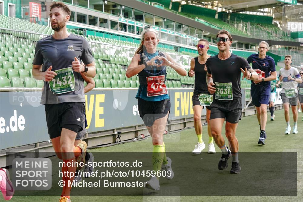 13.09.2026 - 21. swb-Marathon Bremen Michael Burmester http://msf.ph/oto/10459609 13.09.2026 12:54:40 Laufen im Stadion 145, 161, 189, 201, 205, 313, 376, 385, 388, 461, 472, 481, 495, 541, 560, 615, 616, 666, 675, 696, 740, 816, 827, 982, 1053, 1076, 1197, 1207, 1390, 1419, 1433, 1445, 1468, 1551, 1599, 1631, 1658, 1664, 1707, 1814, 2055, 2125, 2234, 2251, 2280, 2362, 2383, 2390, 2401, 2422, 2454, 2474, 2499, 2623, 2701, 2733, 2801, 2824, 2870, 2882, 2913, 2922, 2962, 2971, 2997, 3012, 3054, 3134, 3175, 3206, 3241, 3246, 3346, 3356, 3357, 3413, 3706, 3716, 3836, 4137, 6106 meine-sportfotos.de