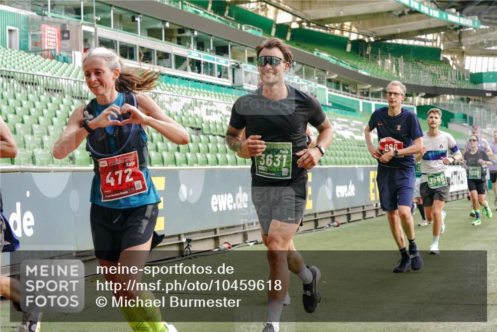 13.09.2026 - 21. swb-Marathon Bremen Michael Burmester http://msf.ph/oto/10459618 13.09.2026 12:54:41 Laufen im Stadion 145, 161, 189, 201, 205, 313, 376, 385, 388, 461, 472, 481, 495, 541, 560, 615, 616, 666, 675, 696, 740, 816, 827, 982, 1053, 1076, 1197, 1207, 1390, 1419, 1433, 1445, 1468, 1551, 1599, 1631, 1658, 1664, 1707, 1814, 2055, 2125, 2234, 2251, 2280, 2319, 2362, 2383, 2390, 2401, 2422, 2454, 2474, 2499, 2623, 2701, 2733, 2801, 2824, 2870, 2882, 2913, 2922, 2962, 2971, 2997, 3012, 3054, 3134, 3175, 3206, 3241, 3246, 3346, 3356, 3357, 3413, 3706, 3716, 3836, 4137, 6106 meine-sportfotos.de