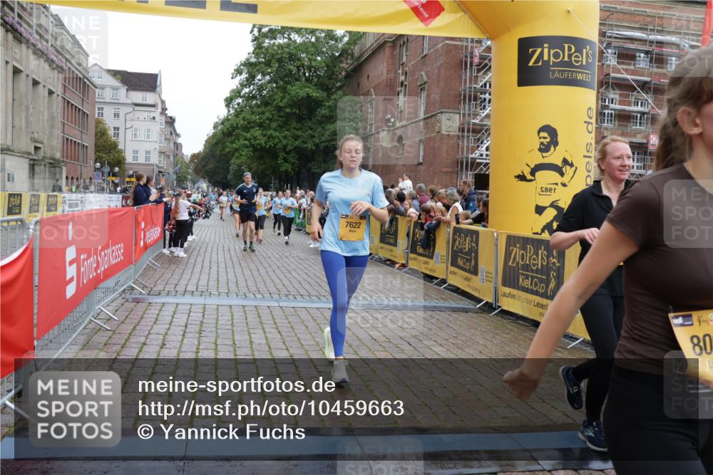 13.09.2026 - Kiel Lauf Yannick Fuchs http://msf.ph/oto/10459663 13.09.2026 09:51:41 Ziel 714, 840, 1967, 1999, 2002, 3674, 4822, 4907, 5595, 6057, 6188, 6648, 7622, 8097, 9829, 9833, 11173, 12107, 232, 940, 956, 2466, 2483, 2777, 3089, 4217, 4615, 5445, 5731, 5913, 6009, 6363, 6923, 8150, 10626, 11143, 11233, 11494, 11552, 11852, 11997, 803, 896, 1100, 1309, 1899, 4230, 7007, 7302, 10048, 11445, 11832, 11834, 12630, 232, 249, 764, 1776, 2056, 2777, 3723, 5445, 6115, 6118, 6794, 6923, 7528, 10626 meine-sportfotos.de