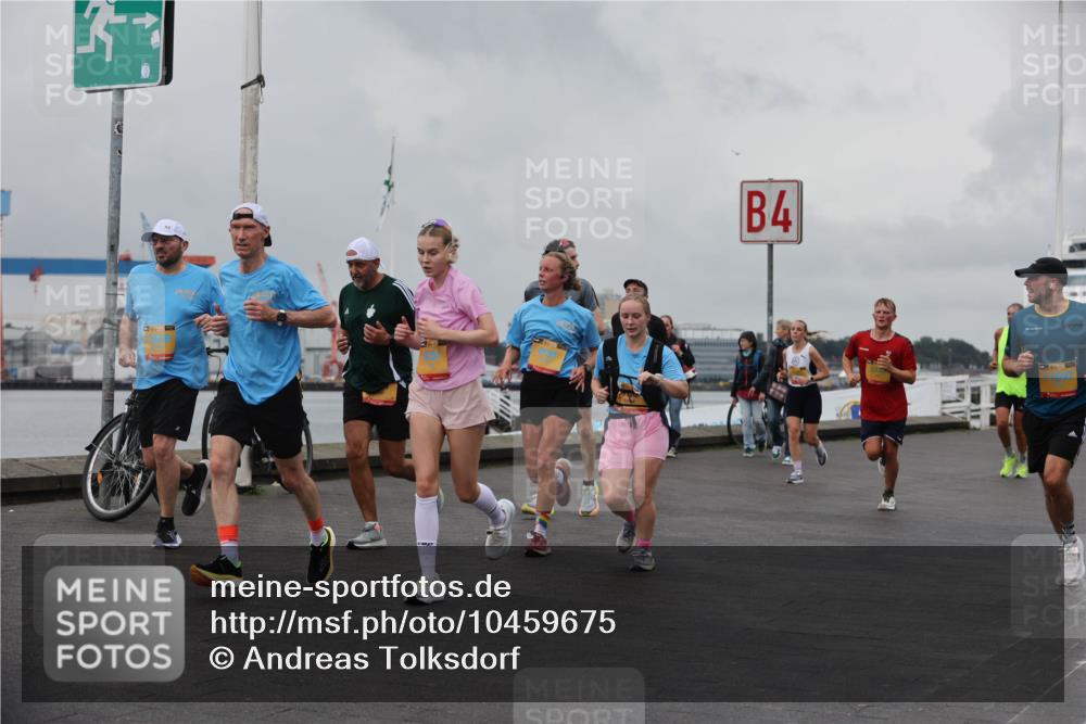 13.09.2026 - Kiel Lauf Andreas Tolksdorf http://msf.ph/oto/10459675 13.09.2026 12:00:39 Kiellinie 4 meine-sportfotos.de