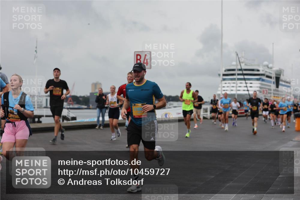 13.09.2026 - Kiel Lauf Andreas Tolksdorf http://msf.ph/oto/10459727 13.09.2026 12:00:40 Kiellinie 4, 39 meine-sportfotos.de