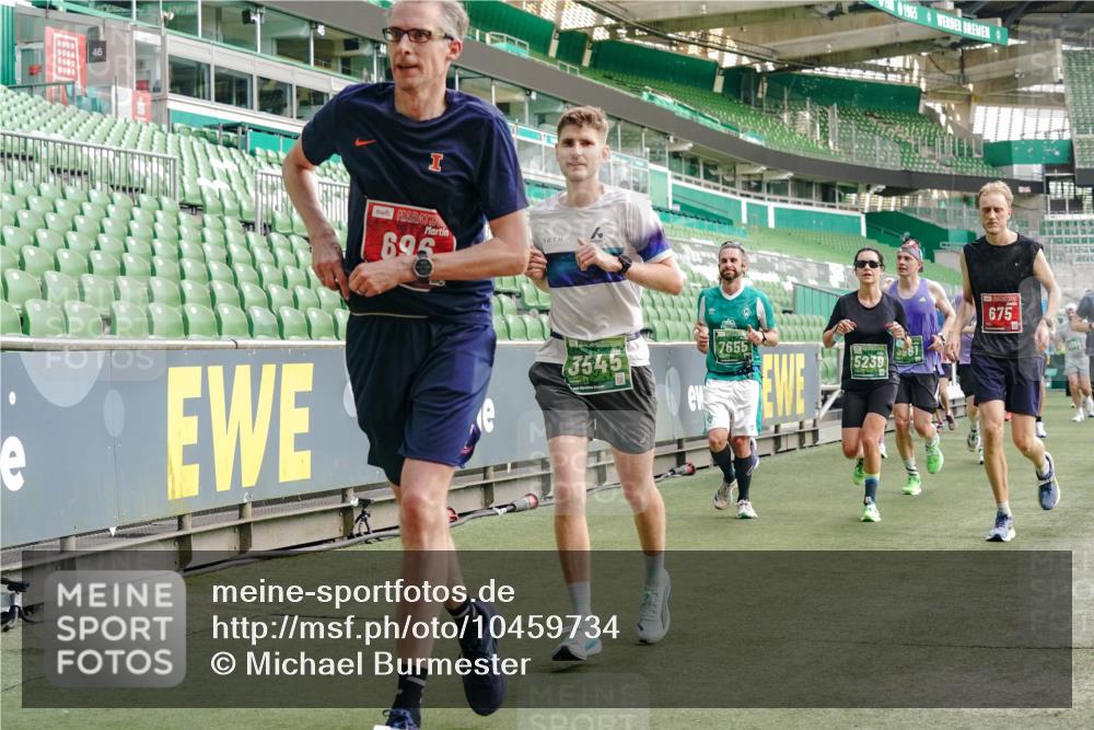 13.09.2026 - 21. swb-Marathon Bremen Michael Burmester http://msf.ph/oto/10459734 13.09.2026 12:54:43 Laufen im Stadion 145, 161, 189, 201, 205, 313, 376, 385, 388, 461, 472, 481, 495, 541, 560, 615, 616, 666, 675, 696, 740, 816, 827, 982, 1053, 1076, 1197, 1207, 1390, 1419, 1433, 1445, 1468, 1551, 1599, 1631, 1658, 1664, 1707, 1814, 2055, 2125, 2234, 2251, 2280, 2319, 2362, 2383, 2390, 2401, 2422, 2454, 2474, 2499, 2623, 2701, 2733, 2801, 2824, 2870, 2882, 2913, 2922, 2962, 2971, 2997, 3012, 3054, 3134, 3175, 3206, 3241, 3246, 3346, 3356, 3357, 3413, 3706, 3716, 3836, 4137, 6106 meine-sportfotos.de