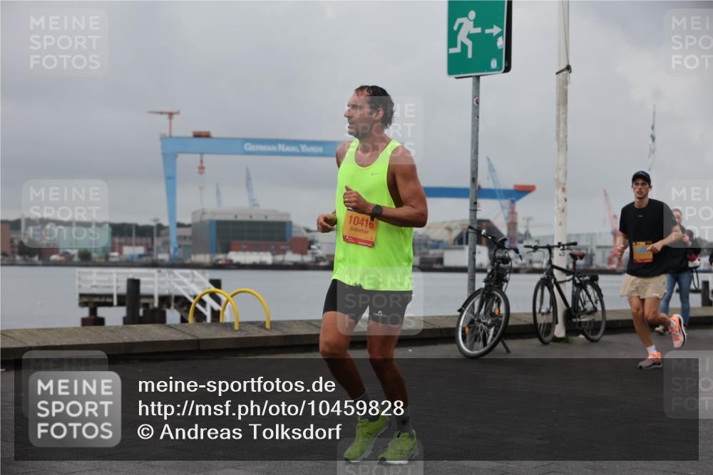 13.09.2026 - Kiel Lauf Andreas Tolksdorf http://msf.ph/oto/10459828 13.09.2026 12:00:46 Kiellinie 10416 meine-sportfotos.de