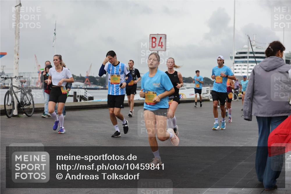 13.09.2026 - Kiel Lauf Andreas Tolksdorf http://msf.ph/oto/10459841 13.09.2026 12:00:49 Kiellinie 4, 2060, 7660, 1577 meine-sportfotos.de