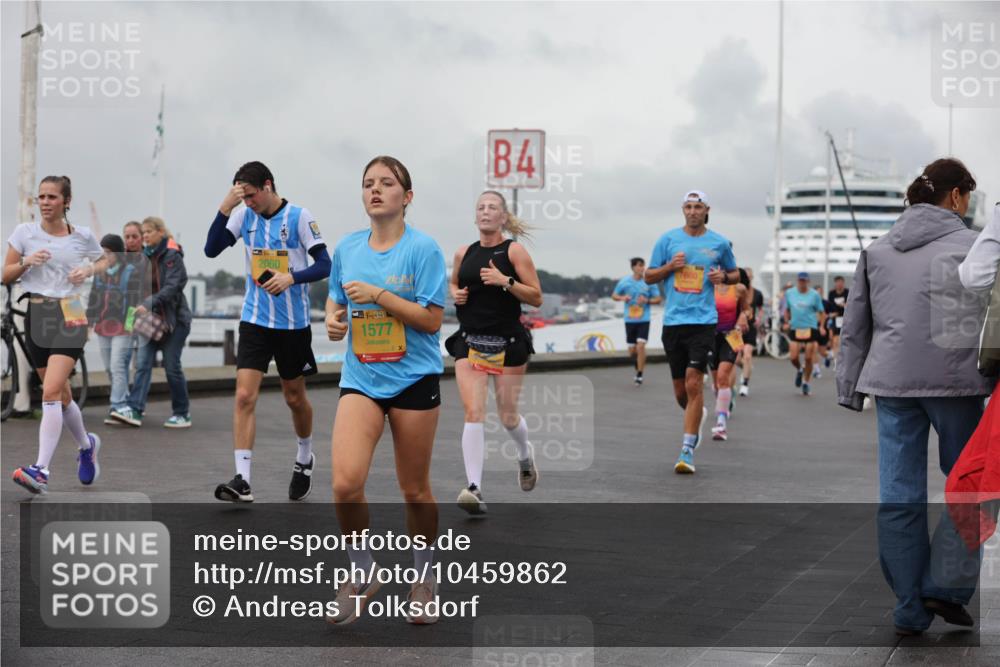 13.09.2026 - Kiel Lauf Andreas Tolksdorf http://msf.ph/oto/10459862 13.09.2026 12:00:49 Kiellinie 41, 2060, 38, 1577, 4 meine-sportfotos.de