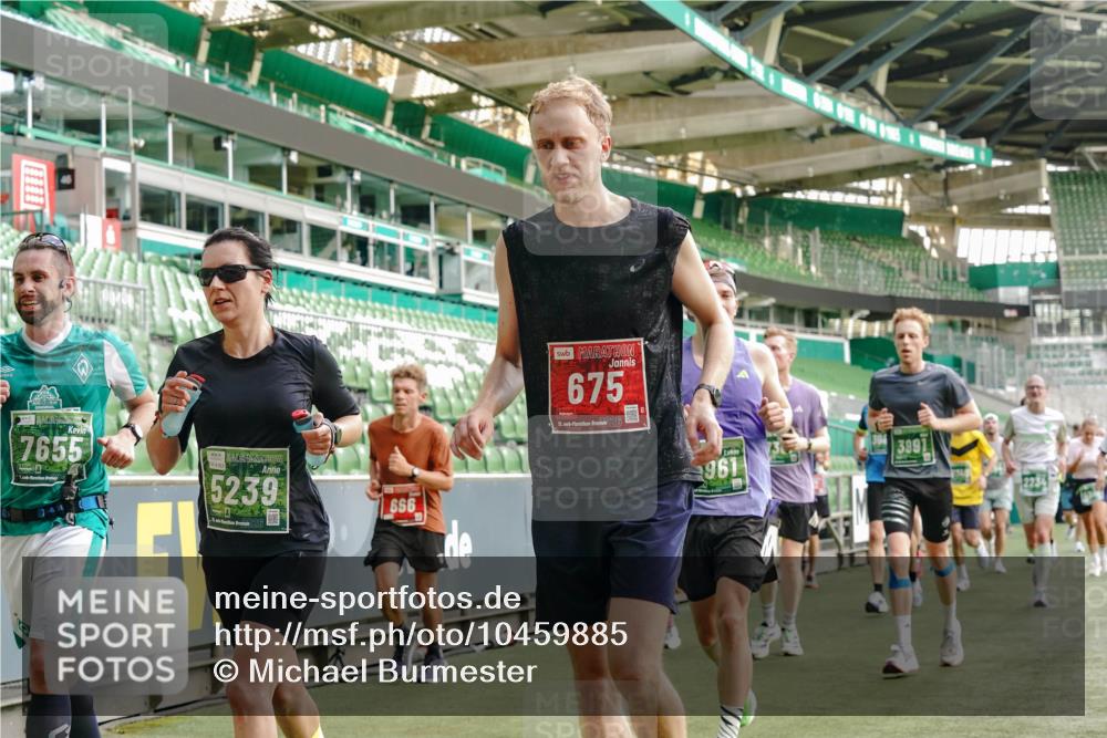 13.09.2026 - 21. swb-Marathon Bremen Michael Burmester http://msf.ph/oto/10459885 13.09.2026 12:54:45 Laufen im Stadion 161, 189, 201, 205, 313, 376, 385, 388, 461, 472, 481, 495, 541, 560, 615, 616, 666, 675, 696, 740, 816, 827, 982, 1053, 1076, 1197, 1207, 1390, 1419, 1433, 1468, 1551, 1599, 1631, 1658, 1707, 1814, 2055, 2125, 2234, 2251, 2280, 2319, 2362, 2383, 2390, 2401, 2422, 2454, 2474, 2499, 2623, 2701, 2733, 2801, 2824, 2870, 2882, 2913, 2922, 2962, 2971, 2997, 3012, 3054, 3134, 3175, 3206, 3241, 3246, 3346, 3356, 3357, 3413, 3706, 3716, 3836, 4137, 6106 meine-sportfotos.de
