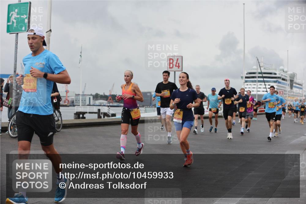 13.09.2026 - Kiel Lauf Andreas Tolksdorf http://msf.ph/oto/10459933 13.09.2026 12:00:52 Kiellinie 3, 1, 3, 7660, 367, 4, 2400, 4123, 3 meine-sportfotos.de