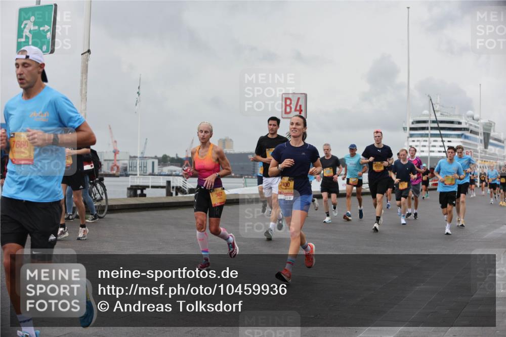13.09.2026 - Kiel Lauf Andreas Tolksdorf http://msf.ph/oto/10459936 13.09.2026 12:00:53 Kiellinie 2413, 1, 39, 7660, 4, 367, 2400, 4123 meine-sportfotos.de