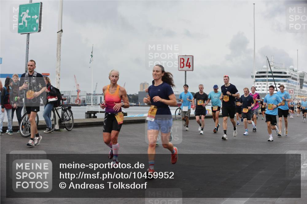 13.09.2026 - Kiel Lauf Andreas Tolksdorf http://msf.ph/oto/10459952 13.09.2026 12:00:53 Kiellinie  meine-sportfotos.de