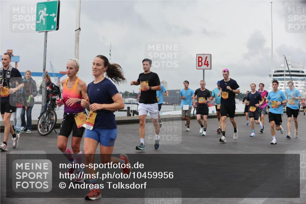 13.09.2026 - Kiel Lauf Andreas Tolksdorf http://msf.ph/oto/10459956 13.09.2026 12:00:54 Kiellinie 13 meine-sportfotos.de