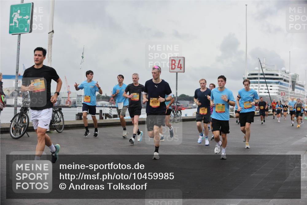 13.09.2026 - Kiel Lauf Andreas Tolksdorf http://msf.ph/oto/10459985 13.09.2026 12:00:55 Kiellinie 11681, 1, 39, 4123, 4, 2238, 3 meine-sportfotos.de
