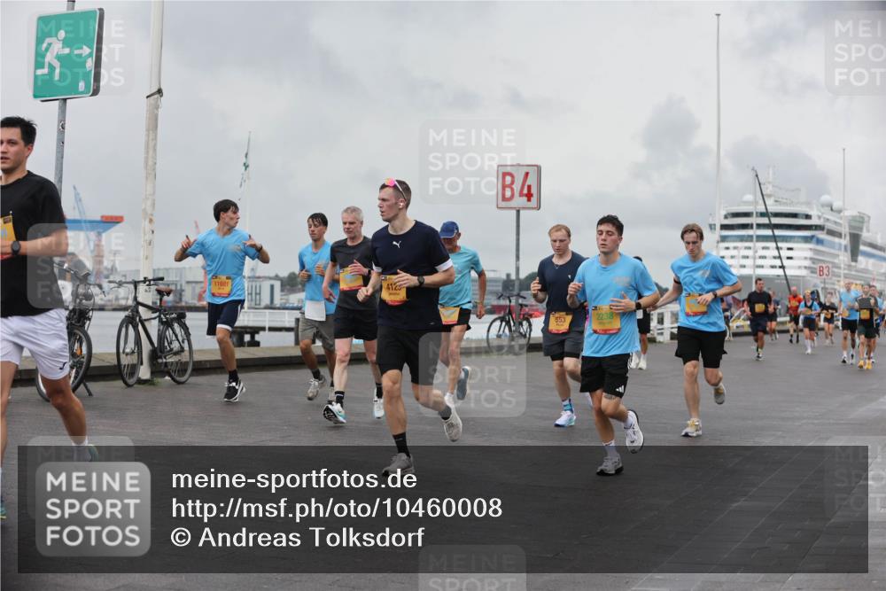 13.09.2026 - Kiel Lauf Andreas Tolksdorf http://msf.ph/oto/10460008 13.09.2026 12:00:55 Kiellinie 11681, 412, 4, 553, 2238, 3 meine-sportfotos.de