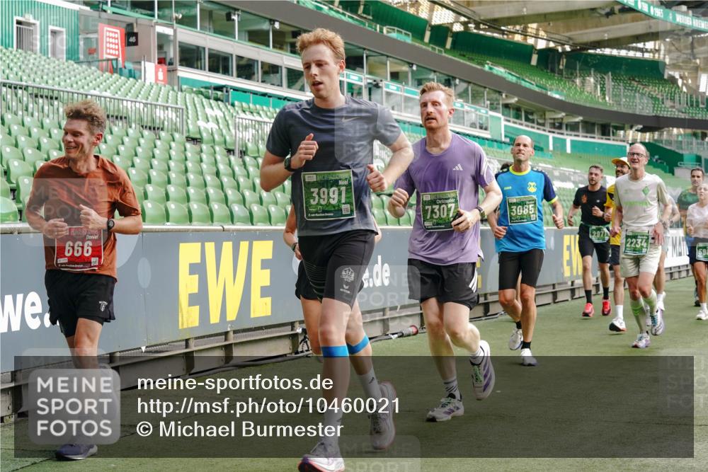 13.09.2026 - 21. swb-Marathon Bremen Michael Burmester http://msf.ph/oto/10460021 13.09.2026 12:54:47 Laufen im Stadion 161, 189, 201, 205, 313, 376, 385, 388, 461, 472, 481, 495, 541, 560, 615, 616, 666, 675, 696, 740, 816, 827, 913, 982, 1053, 1076, 1197, 1207, 1390, 1419, 1468, 1551, 1599, 1631, 1658, 1707, 1814, 2055, 2125, 2234, 2251, 2280, 2319, 2362, 2383, 2390, 2401, 2422, 2454, 2474, 2499, 2623, 2701, 2733, 2801, 2824, 2870, 2882, 2913, 2922, 2962, 2971, 2997, 3012, 3054, 3057, 3134, 3175, 3206, 3241, 3246, 3346, 3356, 3357, 3413, 3706, 3716, 3836, 4137, 6106 meine-sportfotos.de