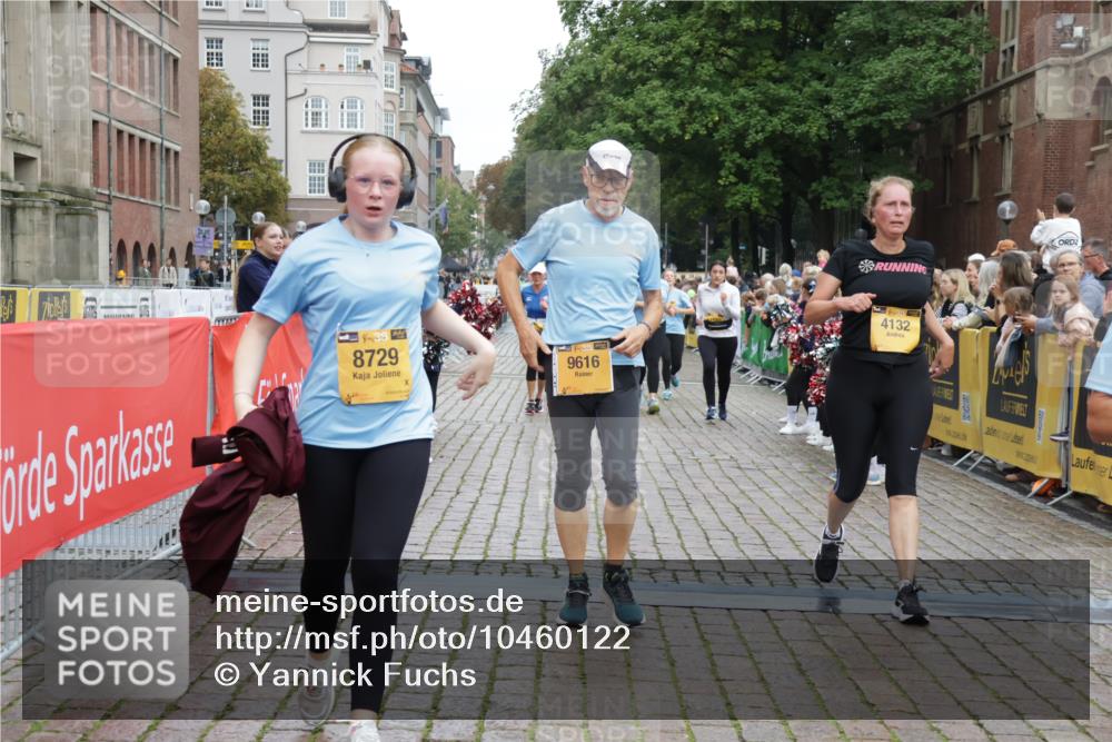 13.09.2026 - Kiel Lauf Yannick Fuchs http://msf.ph/oto/10460122 13.09.2026 09:52:07 Ziel 896, 1899, 4132, 4166, 4883, 6471, 6625, 8729, 9616, 10371, 10620, 11300, 11444, 11445, 11580, 11832, 12068, 714, 803, 840, 1100, 1309, 1967, 1999, 2002, 3674, 4230, 4822, 4907, 5595, 6057, 6188, 6648, 7007, 7302, 7622, 8097, 9829, 9833, 10048, 11173, 11834, 12107, 12630, 180, 2157, 2924, 3476, 3832, 4666, 5032, 6679, 6867, 7347, 7494, 7719, 7742, 8992, 10746, 11130, 714, 840, 2483, 3674, 4615, 4822, 4907, 6057, 6648, 8097, 8150, 11143, 11233, 11494, 11552, 12107 meine-sportfotos.de