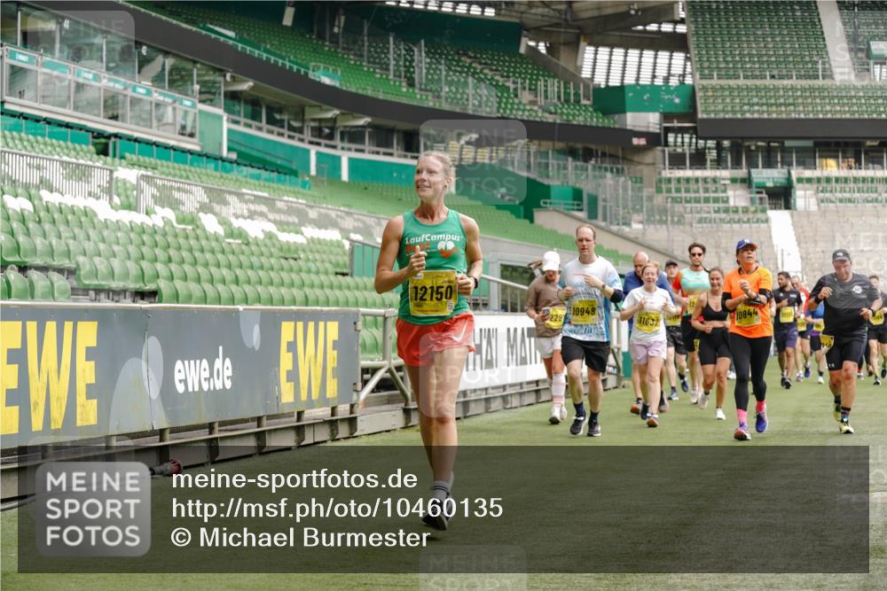 13.09.2026 - 21. swb-Marathon Bremen Michael Burmester http://msf.ph/oto/10460135 13.09.2026 10:34:10 Laufen im Stadion 10018, 10067, 10078, 10147, 10157, 10166, 10177, 10184, 10185, 10203, 10211, 10236, 10240, 10254, 10297, 10300, 10355, 10356, 10367, 10368, 10369, 10374, 10379, 10383, 10394, 10408, 10415, 10423, 10428, 10460, 10485, 10494, 10530, 10559, 10578, 10604, 10639, 10668, 10669, 10673, 10677, 10687, 10691, 10699, 10700, 10728, 10745, 10749, 10750, 10772, 10787, 10788, 10794, 10809, 10828, 10857, 10914, 10928, 11126, 11162, 11343, 11803, 11965, 10146, 10222 meine-sportfotos.de