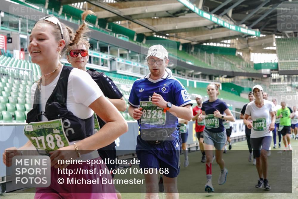 13.09.2026 - 21. swb-Marathon Bremen Michael Burmester http://msf.ph/oto/10460168 13.09.2026 13:12:06 Laufen im Stadion 118, 265, 373, 514, 581, 703, 843, 984, 1113, 1226, 1286, 1334, 1435, 1849, 1851, 1936, 1952, 2005, 2248, 2264, 2281, 2299, 2330, 2333, 2336, 2353, 2375, 2377, 2398, 2426, 2432, 2443, 2478, 2505, 2531, 2589, 2659, 2669, 2673, 2684, 2765, 2784, 2804, 2815, 2822, 2836, 2850, 2860, 2895, 2907, 2963, 2966, 2975, 2976, 3026, 3027, 3079, 3082, 3143, 3155, 3159, 3174, 3207, 3293, 3308, 3328, 3349, 3352, 3409, 3434, 3470, 3549, 551 meine-sportfotos.de