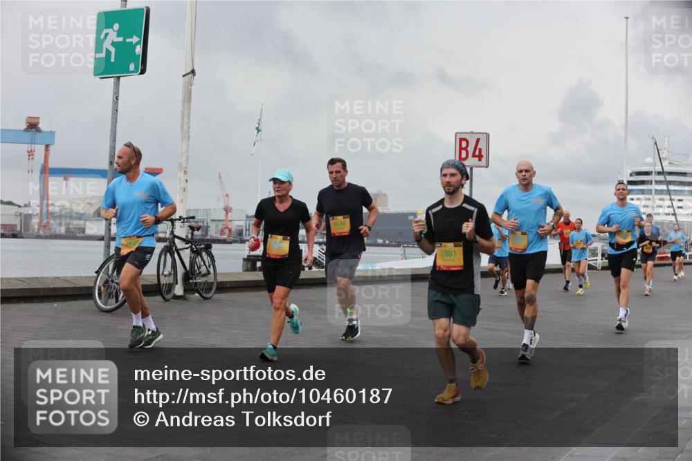 13.09.2026 - Kiel Lauf Andreas Tolksdorf http://msf.ph/oto/10460187 13.09.2026 12:01:04 Kiellinie 3, 4544, 4, 2881 meine-sportfotos.de