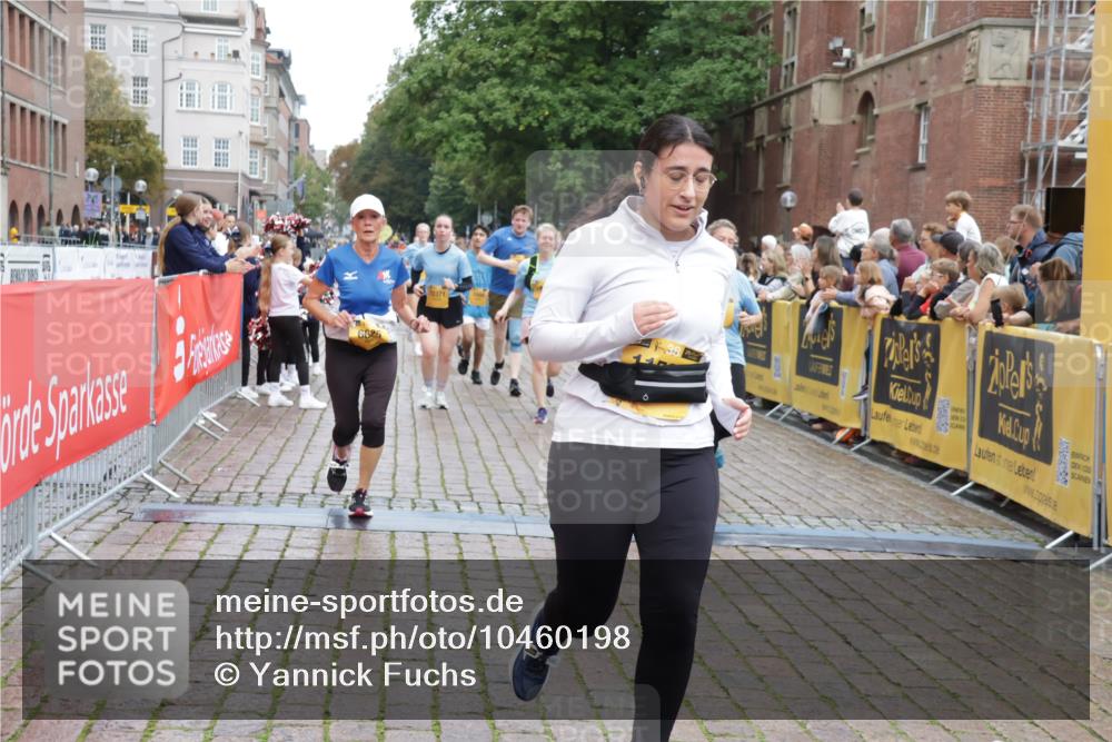 13.09.2026 - Kiel Lauf Yannick Fuchs http://msf.ph/oto/10460198 13.09.2026 09:52:12 Ziel 3476, 3832, 4132, 4166, 4666, 4883, 6471, 6625, 6867, 7347, 7494, 8729, 9616, 10371, 10620, 11300, 11444, 11580, 12068, 803, 896, 1100, 1309, 1899, 1967, 1999, 2002, 4230, 6188, 7007, 7302, 7622, 9829, 9833, 10048, 11173, 11300, 11444, 11445, 11832, 11834, 12630, 180, 2157, 2924, 5032, 5736, 6432, 6679, 7719, 7742, 8992, 9892, 10259, 10746, 11130, 714, 840, 3674, 4822, 4907, 5595, 6057, 6648, 7622, 8097, 12107 meine-sportfotos.de