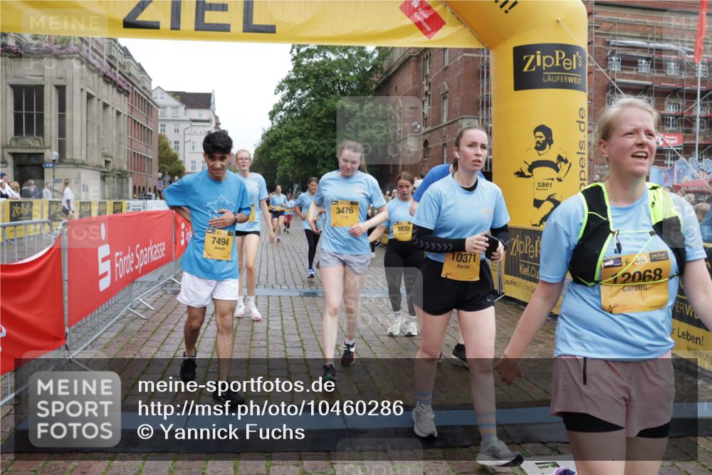 13.09.2026 - Kiel Lauf Yannick Fuchs http://msf.ph/oto/10460286 13.09.2026 09:52:18 Ziel 180, 2924, 3476, 3832, 4166, 4666, 4883, 5032, 6471, 6625, 6867, 7347, 7494, 7719, 8992, 10371, 10620, 11130, 11580, 12068, 803, 896, 1100, 1309, 1899, 1967, 1999, 2002, 4132, 4230, 6188, 7007, 7302, 8729, 9616, 9829, 10048, 11300, 11444, 11445, 11580, 11832, 11834, 12630, 918, 919, 2157, 5736, 6432, 6601, 6679, 7742, 7867, 9892, 10259, 10746, 12282, 1967, 1999, 2002, 5595, 6188, 7622, 9829, 9833, 11173 meine-sportfotos.de