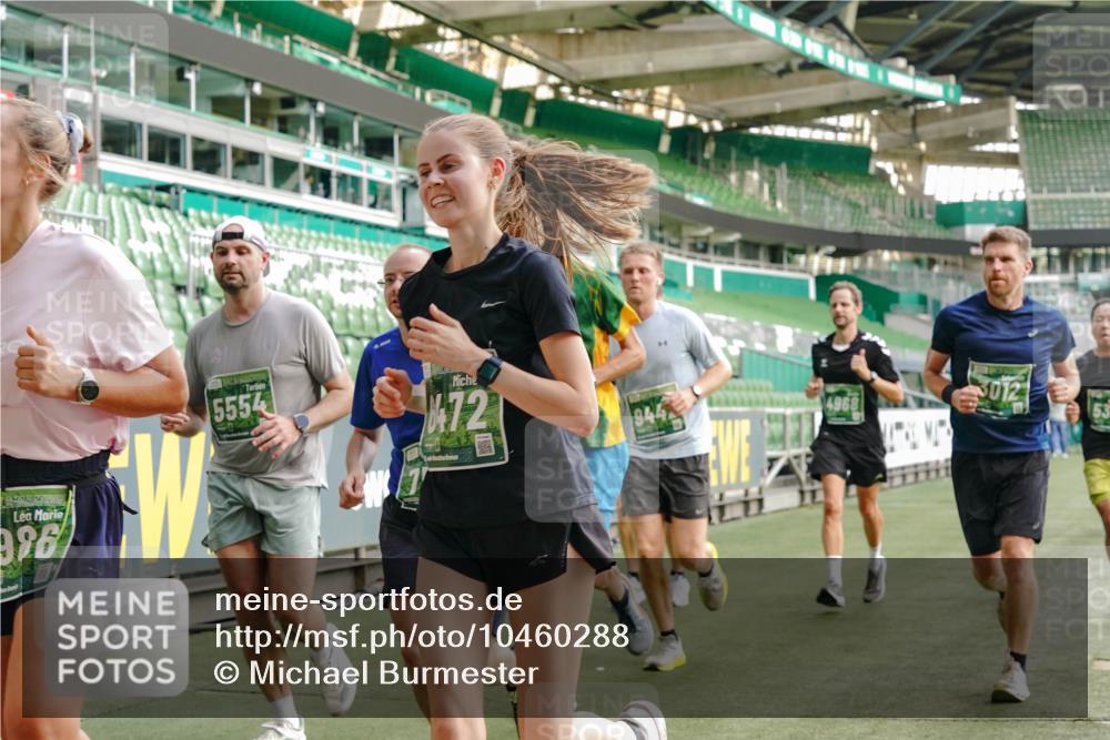 13.09.2026 - 21. swb-Marathon Bremen Michael Burmester http://msf.ph/oto/10460288 13.09.2026 12:54:51 Laufen im Stadion 161, 189, 201, 205, 313, 376, 385, 388, 461, 472, 481, 495, 541, 560, 615, 616, 666, 675, 696, 740, 816, 827, 913, 982, 1053, 1058, 1076, 1197, 1207, 1390, 1419, 1468, 1551, 1599, 1631, 1645, 1658, 1707, 1814, 2055, 2125, 2234, 2251, 2280, 2319, 2362, 2383, 2390, 2422, 2454, 2474, 2499, 2623, 2701, 2733, 2801, 2824, 2870, 2882, 2913, 2922, 2962, 2971, 2997, 3012, 3054, 3057, 3134, 3175, 3192, 3206, 3241, 3246, 3346, 3356, 3357, 3413, 3706, 3716, 3836, 4137, 5530, 6106 meine-sportfotos.de