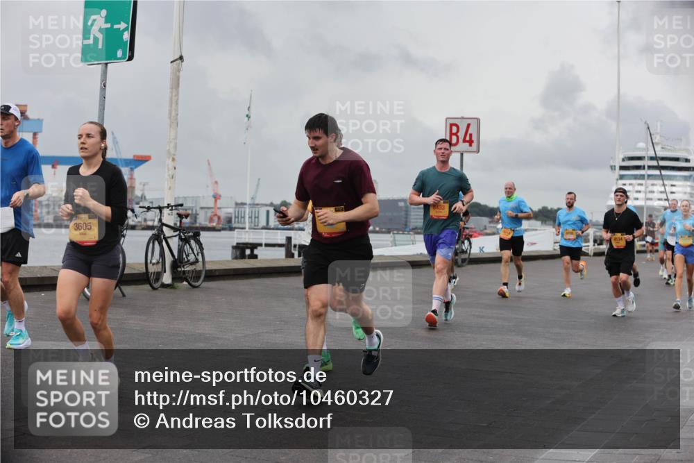 13.09.2026 - Kiel Lauf Andreas Tolksdorf http://msf.ph/oto/10460327 13.09.2026 12:01:13 Kiellinie 35, 3605, 8433, 4, 41341 meine-sportfotos.de
