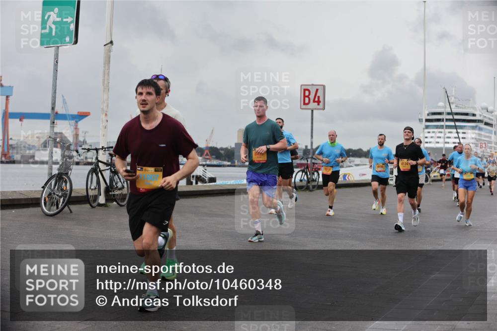 13.09.2026 - Kiel Lauf Andreas Tolksdorf http://msf.ph/oto/10460348 13.09.2026 12:01:13 Kiellinie 1, 39, 4, 9735, 4134, 3 meine-sportfotos.de