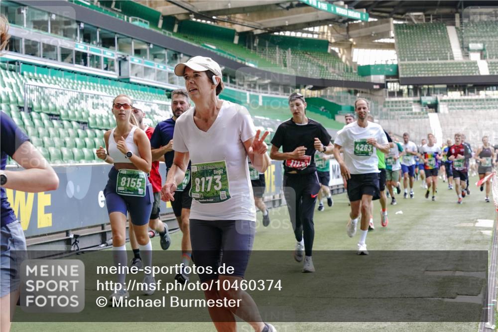 13.09.2026 - 21. swb-Marathon Bremen Michael Burmester http://msf.ph/oto/10460374 13.09.2026 13:12:08 Laufen im Stadion 118, 265, 373, 514, 581, 703, 843, 933, 984, 1113, 1226, 1286, 1334, 1435, 1849, 1851, 1936, 1952, 2005, 2248, 2264, 2281, 2299, 2330, 2336, 2353, 2375, 2377, 2398, 2426, 2443, 2478, 2505, 2531, 2589, 2659, 2669, 2673, 2684, 2765, 2784, 2804, 2815, 2822, 2836, 2850, 2860, 2895, 2907, 2963, 2966, 2975, 2976, 3026, 3027, 3079, 3082, 3143, 3155, 3159, 3174, 3207, 3293, 3308, 3328, 3349, 3352, 3409, 3434, 3549, 551 meine-sportfotos.de