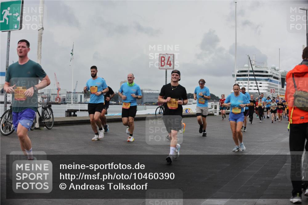 13.09.2026 - Kiel Lauf Andreas Tolksdorf http://msf.ph/oto/10460390 13.09.2026 12:01:15 Kiellinie 3, 1681, 8433, 8043, 4, 4134, 3 meine-sportfotos.de