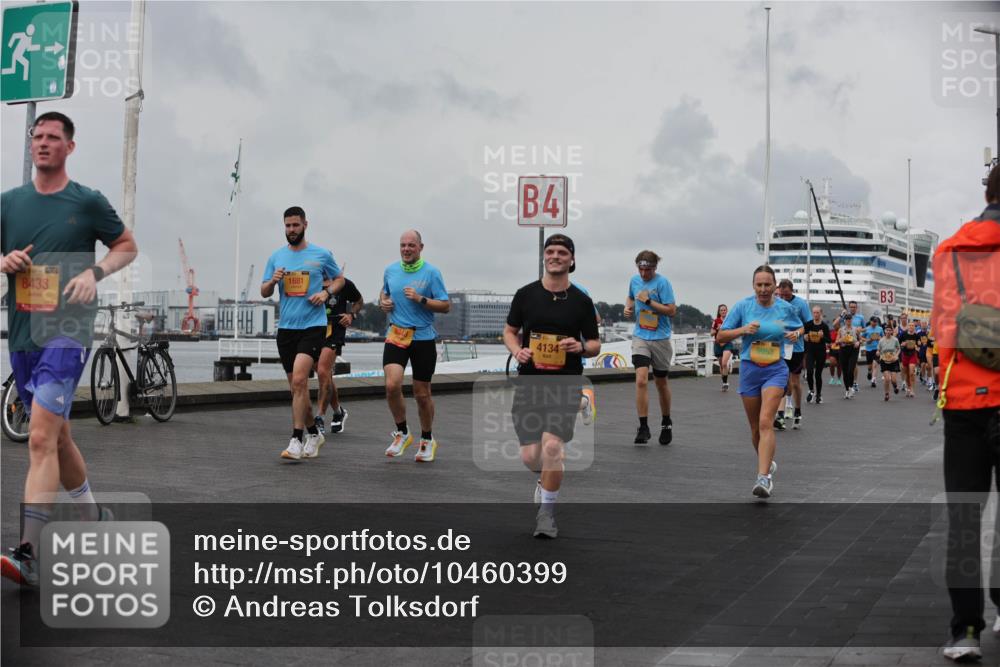 13.09.2026 - Kiel Lauf Andreas Tolksdorf http://msf.ph/oto/10460399 13.09.2026 12:01:15 Kiellinie 8433, 1681, 4, 4134, 9953, 3 meine-sportfotos.de
