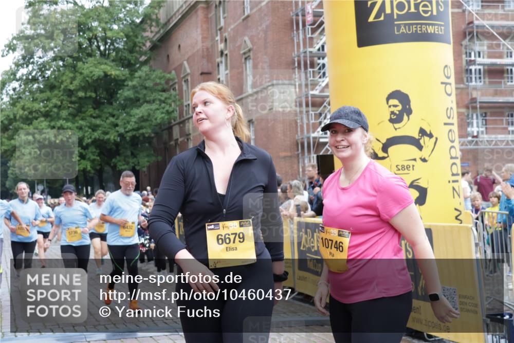 13.09.2026 - Kiel Lauf Yannick Fuchs http://msf.ph/oto/10460437 13.09.2026 09:52:33 Ziel 918, 919, 2157, 2924, 5736, 6432, 6601, 6679, 7742, 7867, 9892, 10259, 10746, 12282, 180, 896, 1899, 2924, 3476, 3832, 4132, 4166, 4666, 4883, 5032, 6471, 6625, 6867, 7347, 7494, 7719, 8729, 8992, 9616, 10371, 10620, 11130, 11300, 11444, 11445, 11580, 11832, 12068, 291, 1092, 1395, 4412, 4671, 6241, 6613, 6845, 7394, 8068, 8851, 9345, 9565, 10280, 10798, 12258, 803, 896, 1100, 1899, 4230, 7007, 10048, 11445, 11832, 11834, 12630 meine-sportfotos.de