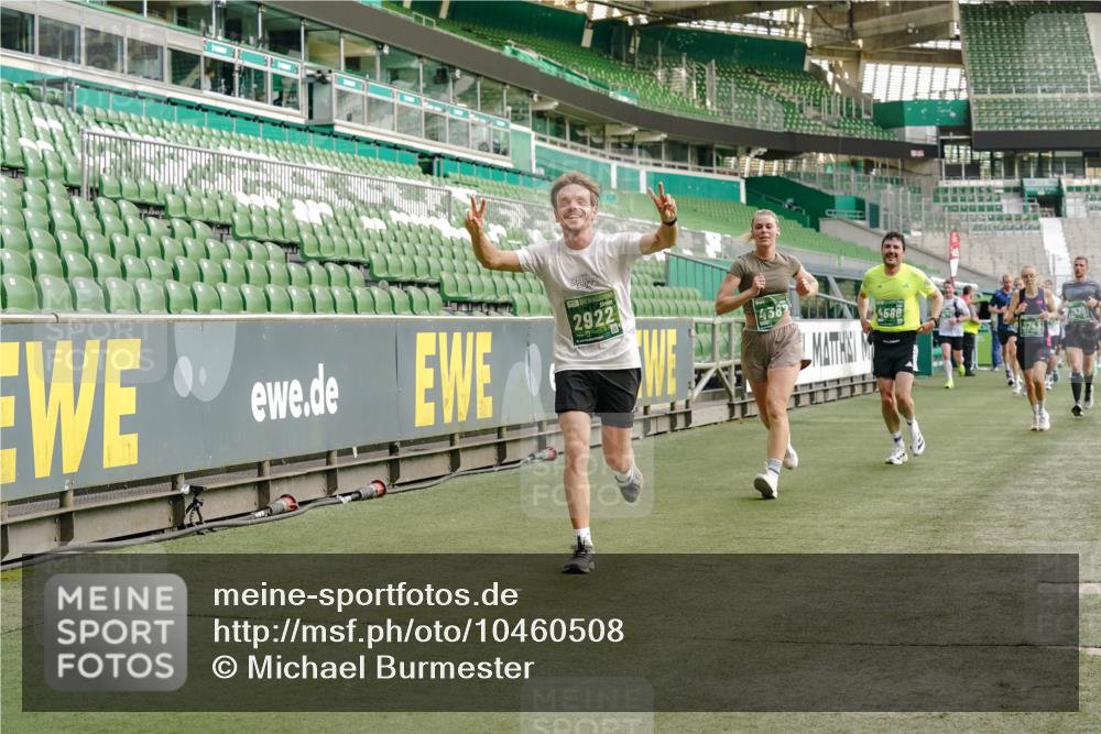 13.09.2026 - 21. swb-Marathon Bremen Michael Burmester http://msf.ph/oto/10460508 13.09.2026 12:54:57 Laufen im Stadion 161, 189, 201, 205, 313, 385, 388, 461, 472, 481, 495, 560, 655, 666, 675, 696, 740, 816, 827, 913, 1053, 1058, 1076, 1197, 1207, 1390, 1419, 1468, 1537, 1551, 1599, 1631, 1645, 1658, 2055, 2125, 2234, 2251, 2319, 2383, 2390, 2474, 2499, 2623, 2701, 2733, 2801, 2824, 2870, 2882, 2913, 2922, 2962, 2971, 3012, 3054, 3057, 3134, 3175, 3192, 3206, 3241, 3246, 3346, 3356, 3357, 3413, 3706, 3716, 3836, 4137, 4413, 4733, 5277, 5430, 5530, 6106, 2498, 3085 meine-sportfotos.de