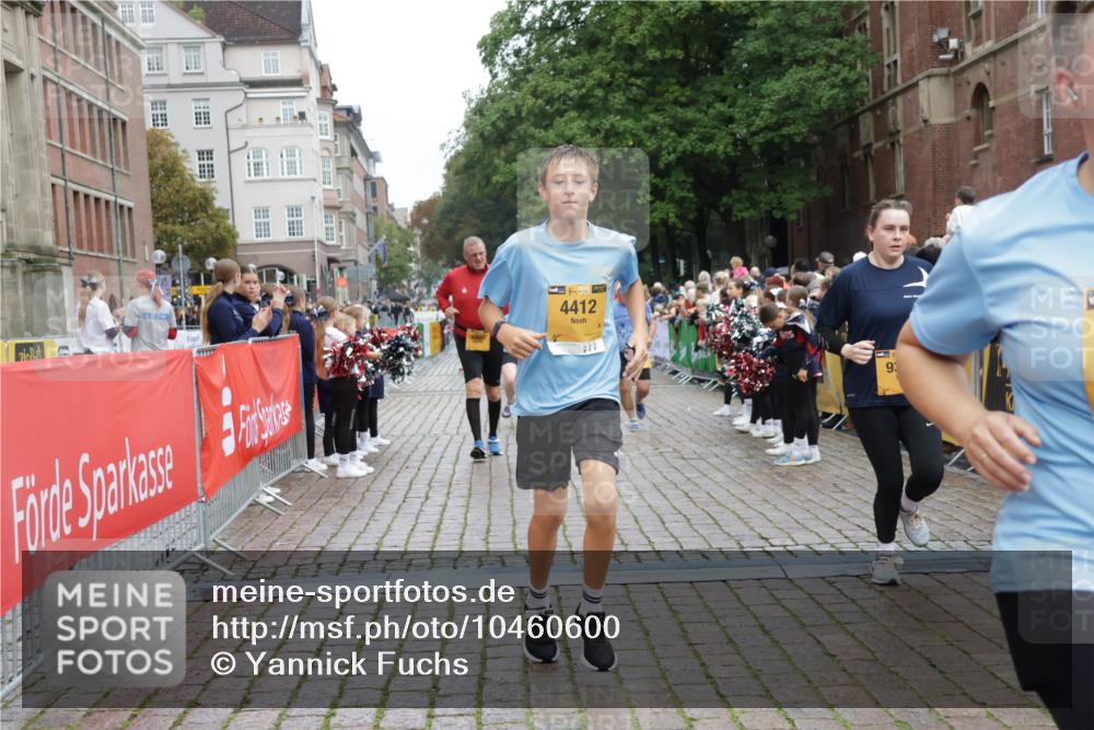 13.09.2026 - Kiel Lauf Yannick Fuchs http://msf.ph/oto/10460600 13.09.2026 09:52:43 Ziel 291, 918, 919, 1092, 1395, 4412, 4671, 6601, 7394, 7867, 8068, 8851, 9345, 9565, 10280, 10798, 12258, 12282, 180, 2157, 2924, 3476, 3832, 4166, 4666, 4883, 5032, 5736, 6432, 6471, 6625, 6679, 6867, 7347, 7494, 7719, 7742, 8992, 9892, 10259, 10371, 10620, 10746, 11130, 11580, 12068, 12282, 70, 175, 3205, 3581, 6241, 6613, 6845, 7226, 9707, 12417, 12468, 896, 1899, 4132, 4166, 4883, 6471, 6625, 8729, 9616, 11300, 11444, 11580, 12068 meine-sportfotos.de