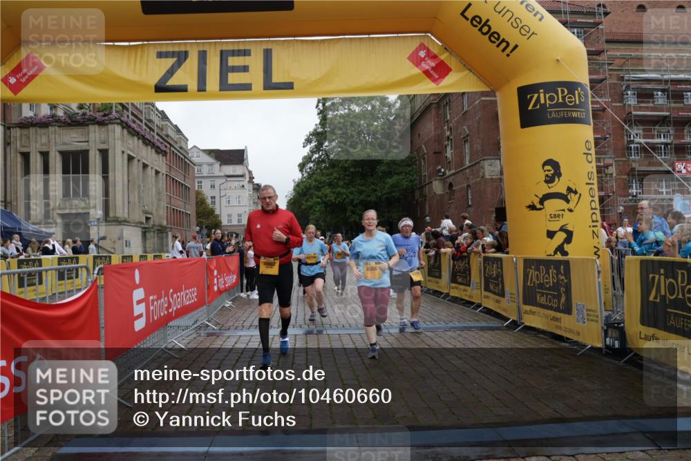 13.09.2026 - Kiel Lauf Yannick Fuchs http://msf.ph/oto/10460660 13.09.2026 09:52:46 Ziel 291, 1092, 1395, 4412, 4671, 6241, 6601, 6845, 7394, 8068, 8851, 9345, 9565, 10280, 10798, 12258, 180, 918, 919, 2157, 2924, 3476, 3832, 4166, 4666, 5032, 5736, 6432, 6679, 6867, 7347, 7494, 7719, 7742, 7867, 8992, 9892, 10259, 10371, 10620, 10746, 11130, 12068, 12282, 70, 175, 2399, 3205, 3581, 6613, 7226, 9707, 12417, 12468, 3476, 3832, 4132, 4166, 4883, 6471, 6625, 7347, 7494, 9616, 10371, 10620, 11580, 12068 meine-sportfotos.de