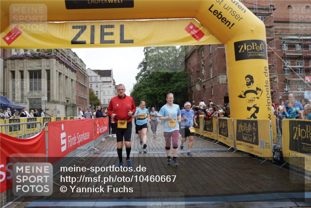 13.09.2026 - Kiel Lauf Yannick Fuchs http://msf.ph/oto/10460667 13.09.2026 09:52:47 Ziel 291, 1092, 1395, 4412, 4671, 6241, 6601, 6613, 6845, 7394, 8068, 8851, 9345, 9565, 10280, 10798, 12258, 180, 918, 919, 2157, 2924, 3476, 3832, 4666, 5032, 5736, 6432, 6601, 6679, 6867, 7347, 7494, 7719, 7742, 7867, 8992, 9892, 10259, 10371, 10620, 10746, 11130, 12282, 70, 175, 2399, 3205, 3581, 7226, 9707, 12417, 12468, 3476, 3832, 4166, 4883, 6471, 6625, 7347, 7494, 10371, 10620, 11580, 12068 meine-sportfotos.de