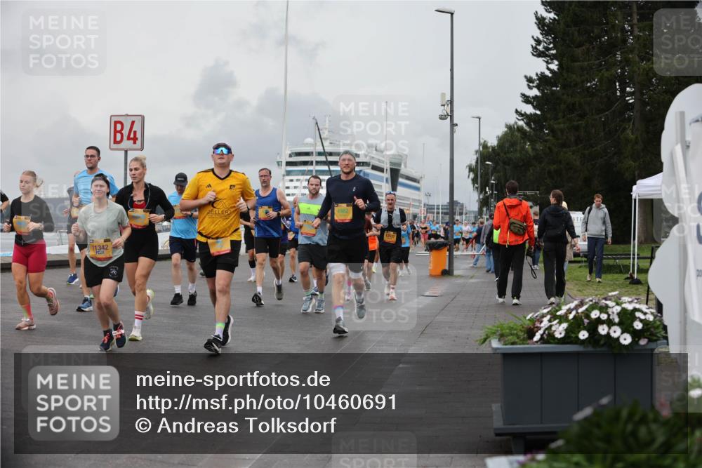 13.09.2026 - Kiel Lauf Andreas Tolksdorf http://msf.ph/oto/10460691 13.09.2026 12:01:25 Kiellinie 11342, 4, 4982, 12537 meine-sportfotos.de