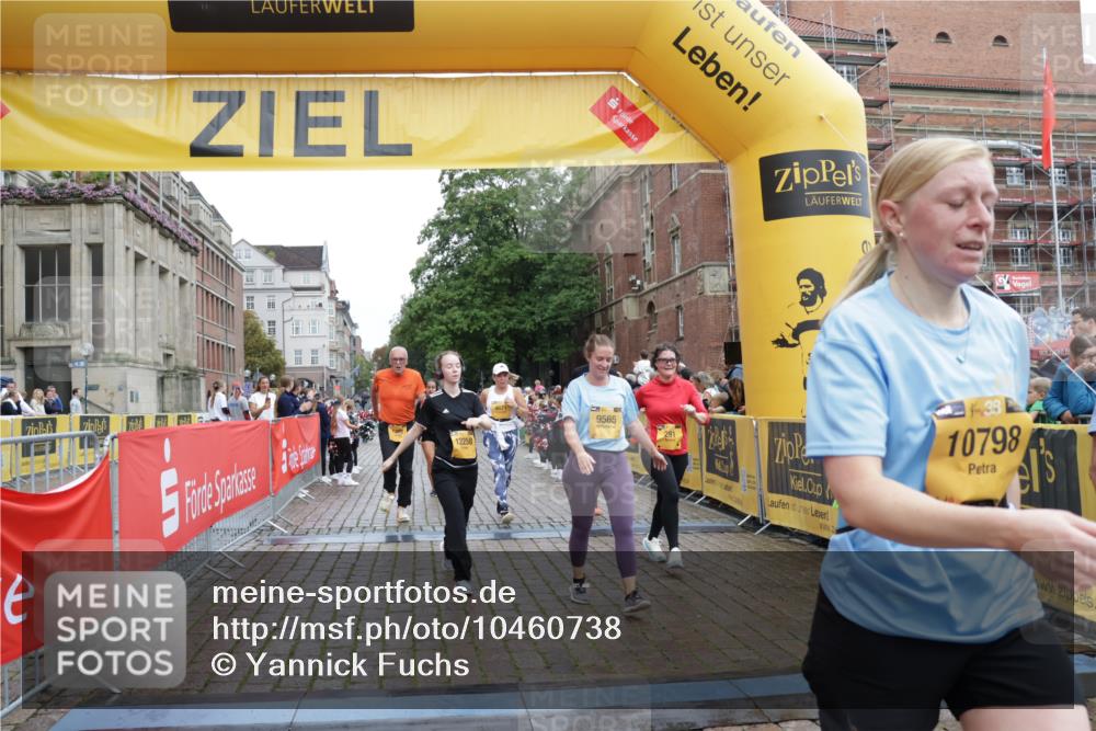 13.09.2026 - Kiel Lauf Yannick Fuchs http://msf.ph/oto/10460738 13.09.2026 09:52:50 Ziel 291, 1092, 1395, 4671, 6241, 6613, 6845, 7394, 8068, 8851, 9345, 9565, 10280, 10798, 12258, 180, 918, 919, 2157, 2924, 4412, 4666, 5032, 5736, 6432, 6601, 6679, 6867, 7719, 7742, 7867, 8992, 9345, 9892, 10259, 10746, 11130, 12282, 70, 175, 2399, 3205, 3581, 7140, 7226, 7495, 9707, 10275, 12417, 12468, 3476, 3832, 4166, 4666, 4883, 6471, 6625, 6867, 7347, 7494, 10371, 10620, 11580, 12068 meine-sportfotos.de