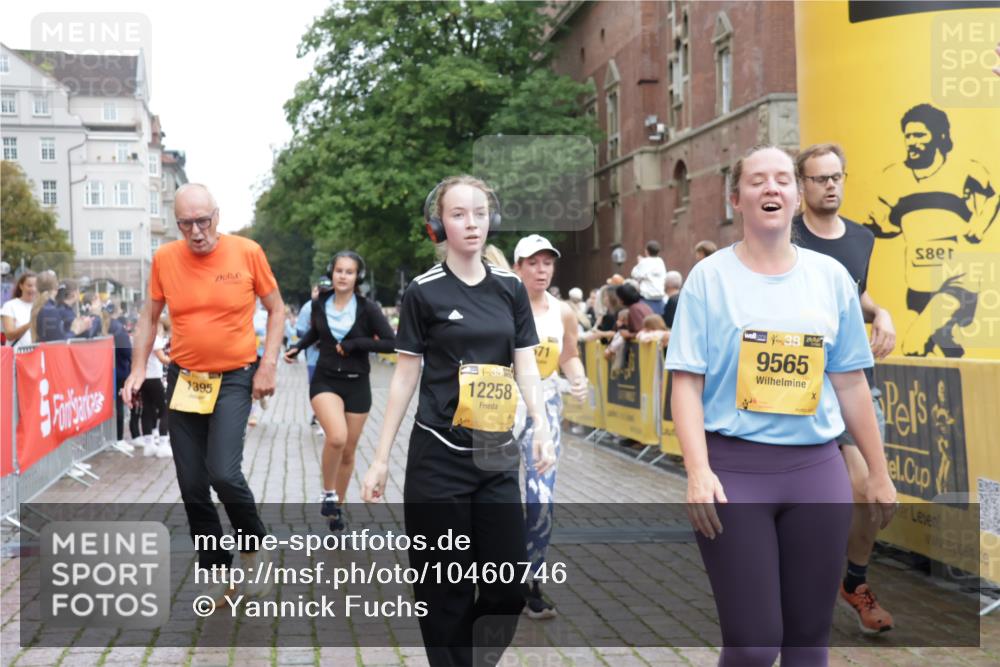 13.09.2026 - Kiel Lauf Yannick Fuchs http://msf.ph/oto/10460746 13.09.2026 09:52:51 Ziel 291, 1092, 1395, 4671, 6241, 6613, 6845, 7394, 8068, 8851, 9565, 10280, 10798, 12258, 180, 918, 919, 2157, 2924, 4412, 4666, 5032, 5736, 6432, 6601, 6679, 6867, 7719, 7742, 7867, 8992, 9345, 9892, 10259, 10746, 11130, 12282, 70, 175, 2399, 3205, 3581, 7140, 7226, 7495, 9707, 10275, 12417, 12468, 3476, 3832, 4166, 4666, 4883, 6471, 6625, 6867, 7347, 7494, 10371, 10620, 11130, 12068 meine-sportfotos.de