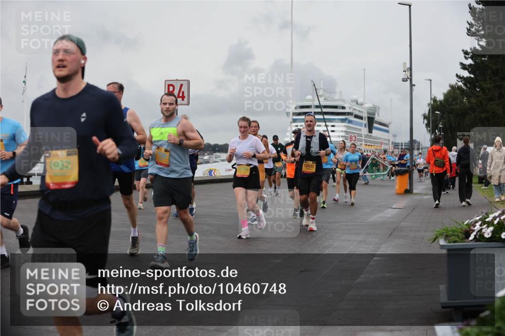 13.09.2026 - Kiel Lauf Andreas Tolksdorf http://msf.ph/oto/10460748 13.09.2026 12:01:28 Kiellinie 4982, 4, 12537, 3 meine-sportfotos.de