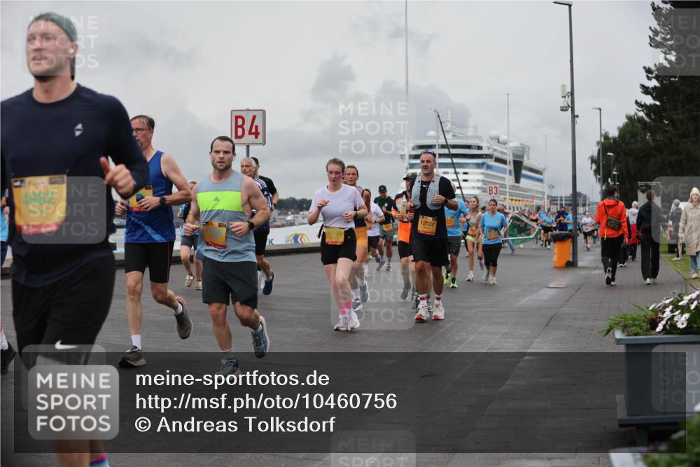 13.09.2026 - Kiel Lauf Andreas Tolksdorf http://msf.ph/oto/10460756 13.09.2026 12:01:28 Kiellinie 4982, 4, 12733, 12537, 3 meine-sportfotos.de