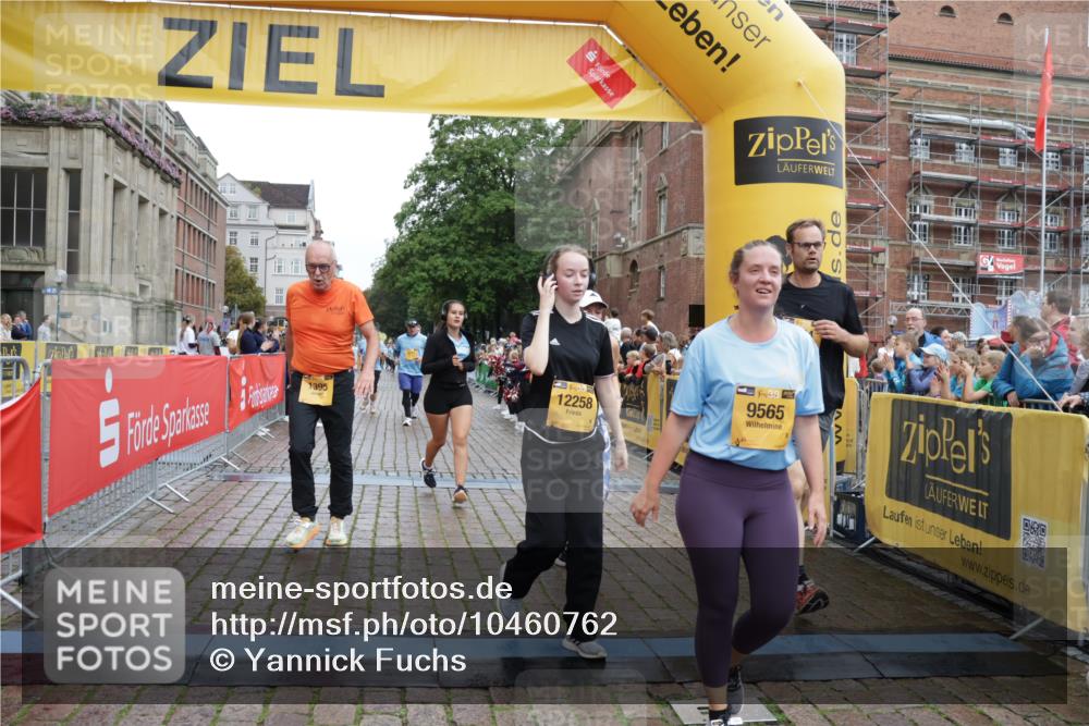 13.09.2026 - Kiel Lauf Yannick Fuchs http://msf.ph/oto/10460762 13.09.2026 09:52:52 Ziel 291, 1092, 1395, 3581, 4671, 6241, 6613, 6845, 7394, 8068, 8851, 9565, 10280, 10798, 12258, 180, 918, 919, 1092, 2157, 2924, 4412, 5032, 5736, 6432, 6601, 6679, 7719, 7742, 7867, 8992, 9345, 9892, 10259, 10746, 11130, 12282, 70, 175, 2399, 3205, 7140, 7226, 7495, 9707, 10275, 12417, 12468, 180, 3476, 3832, 4166, 4666, 6471, 6867, 7347, 7494, 7719, 10371, 10620, 11130, 12068 meine-sportfotos.de