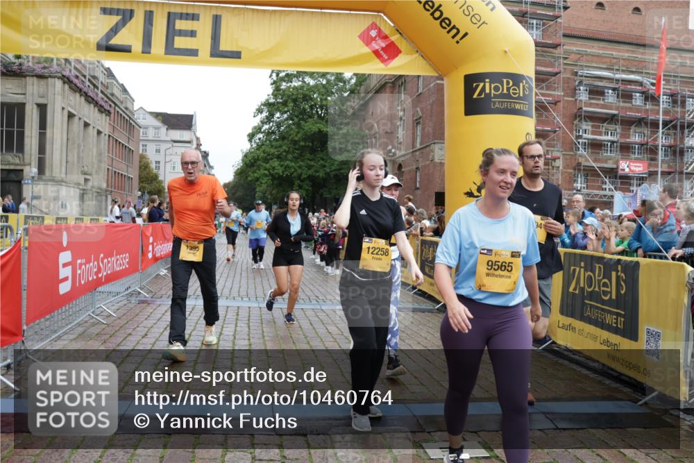 13.09.2026 - Kiel Lauf Yannick Fuchs http://msf.ph/oto/10460764 13.09.2026 09:52:52 Ziel 291, 1092, 1395, 3581, 4671, 6241, 6613, 6845, 7394, 8068, 8851, 9565, 10280, 10798, 12258, 180, 918, 919, 1092, 2157, 2924, 4412, 5032, 5736, 6432, 6601, 6679, 7719, 7742, 7867, 8992, 9345, 9892, 10259, 10746, 11130, 12282, 70, 175, 2399, 3205, 7140, 7226, 7495, 9707, 10275, 12417, 12468, 180, 3476, 3832, 4166, 4666, 6471, 6867, 7347, 7494, 7719, 10371, 10620, 11130, 12068 meine-sportfotos.de