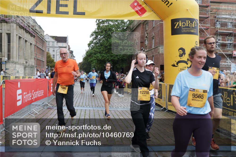 13.09.2026 - Kiel Lauf Yannick Fuchs http://msf.ph/oto/10460769 13.09.2026 09:52:52 Ziel 291, 1092, 1395, 3581, 4671, 6241, 6613, 6845, 7394, 8068, 8851, 9565, 10280, 10798, 12258, 180, 918, 919, 1092, 2157, 2924, 4412, 5032, 5736, 6432, 6601, 6679, 7719, 7742, 7867, 8992, 9345, 9892, 10259, 10746, 11130, 12282, 70, 175, 2399, 3205, 7140, 7226, 7495, 9707, 10275, 12417, 12468, 180, 3476, 3832, 4166, 4666, 6471, 6867, 7347, 7494, 7719, 10371, 10620, 11130, 12068 meine-sportfotos.de