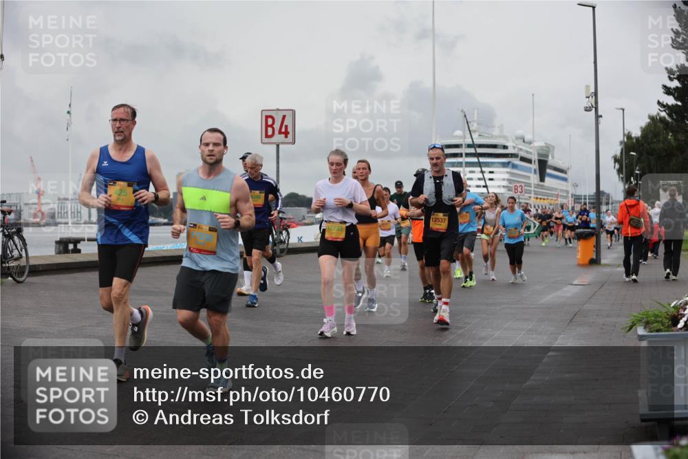 13.09.2026 - Kiel Lauf Andreas Tolksdorf http://msf.ph/oto/10460770 13.09.2026 12:01:29 Kiellinie 9346, 4, 12733, 12537, 3 meine-sportfotos.de