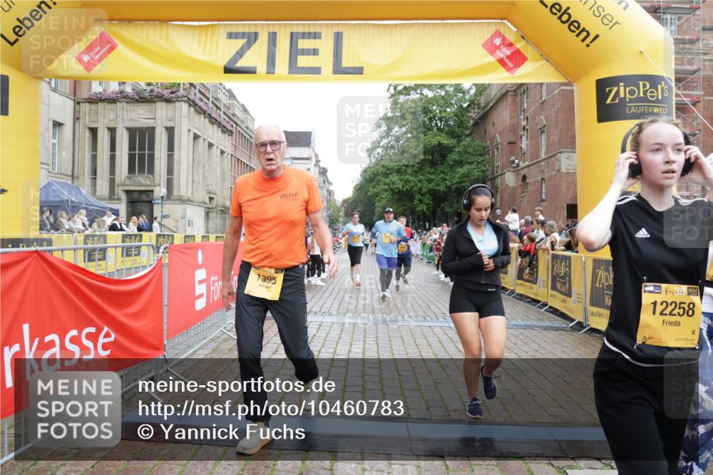 13.09.2026 - Kiel Lauf Yannick Fuchs http://msf.ph/oto/10460783 13.09.2026 09:52:53 Ziel 291, 1395, 3581, 4671, 6241, 6613, 6845, 7394, 8068, 8851, 9565, 10280, 10798, 12258, 180, 918, 919, 1092, 2157, 2924, 4412, 5032, 5736, 6432, 6601, 6679, 7719, 7742, 7867, 8068, 8992, 9345, 9892, 10259, 10280, 10746, 11130, 12282, 70, 175, 2399, 3205, 7140, 7226, 7495, 9707, 10275, 12417, 12468, 180, 3476, 3832, 4166, 4666, 5032, 6867, 7347, 7494, 7719, 10371, 10620, 11130, 12068 meine-sportfotos.de