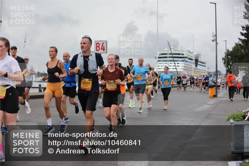 13.09.2026 - Kiel Lauf Andreas Tolksdorf http://msf.ph/oto/10460841 13.09.2026 12:01:31 Kiellinie 4, 1, 392, 12537, 8372, 3 meine-sportfotos.de