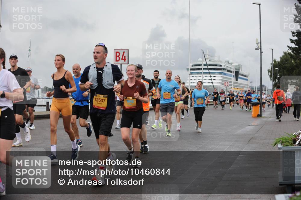 13.09.2026 - Kiel Lauf Andreas Tolksdorf http://msf.ph/oto/10460844 13.09.2026 12:01:31 Kiellinie 39, 12537, 4, 8372, 3 meine-sportfotos.de