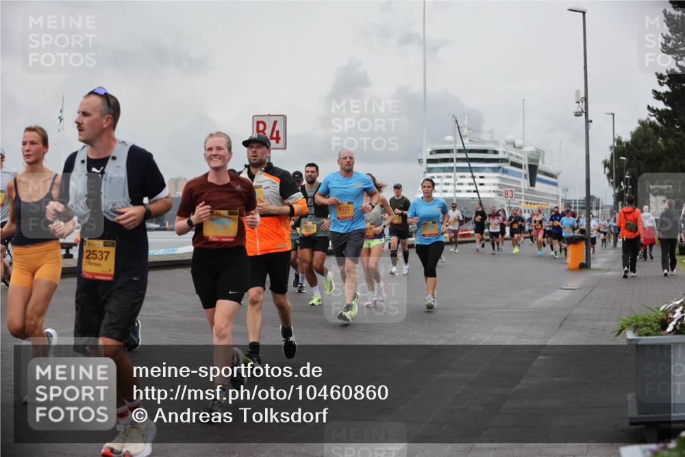 13.09.2026 - Kiel Lauf Andreas Tolksdorf http://msf.ph/oto/10460860 13.09.2026 12:01:32 Kiellinie 1, 33, 2537, 4, 11068, 8372, 3 meine-sportfotos.de